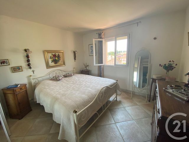 Afficher la photo en grand maison à vendre - 4 pièces - 140.0 m2 - ST CYR SUR MER - 83 - PROVENCE-ALPES-COTE-D-AZUR - Century 21 Noël Immobilier