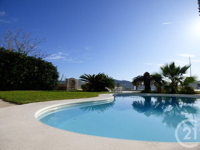 Afficher la photo en grand maison à vendre - 6 pièces - 174.0 m2 - ST CYR SUR MER - 83 - PROVENCE-ALPES-COTE-D-AZUR - Century 21 Noël Immobilier