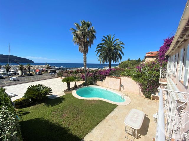 Afficher la photo en grand maison à vendre - 6 pièces - 174.0 m2 - ST CYR SUR MER - 83 - PROVENCE-ALPES-COTE-D-AZUR - Century 21 Noël Immobilier