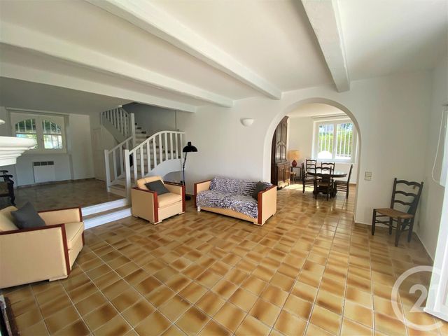 Afficher la photo en grand maison à vendre - 6 pièces - 174.0 m2 - ST CYR SUR MER - 83 - PROVENCE-ALPES-COTE-D-AZUR - Century 21 Noël Immobilier