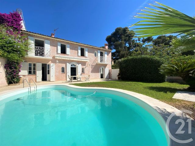 Afficher la photo en grand maison à vendre - 6 pièces - 174.0 m2 - ST CYR SUR MER - 83 - PROVENCE-ALPES-COTE-D-AZUR - Century 21 Noël Immobilier