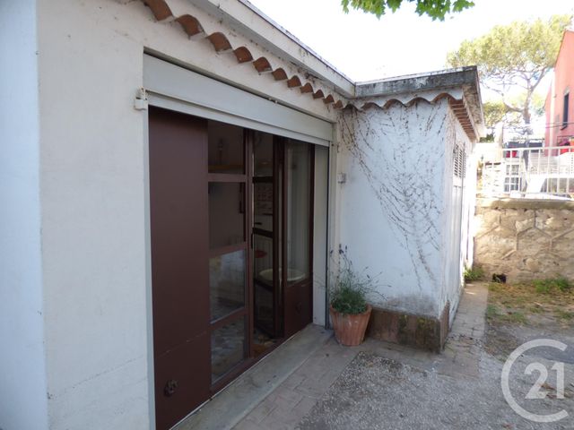 Afficher la photo en grand Studette à vendre - 1 pièce - 11.55 m2 - ST CYR SUR MER - 83 - PROVENCE-ALPES-COTE-D-AZUR - Century 21 Noël Immobilier