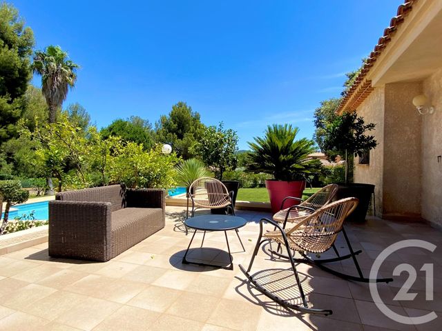 Afficher la photo en grand maison à vendre - 5 pièces - 113.0 m2 - LA CADIERE D AZUR - 83 - PROVENCE-ALPES-COTE-D-AZUR - Century 21 Noël Immobilier