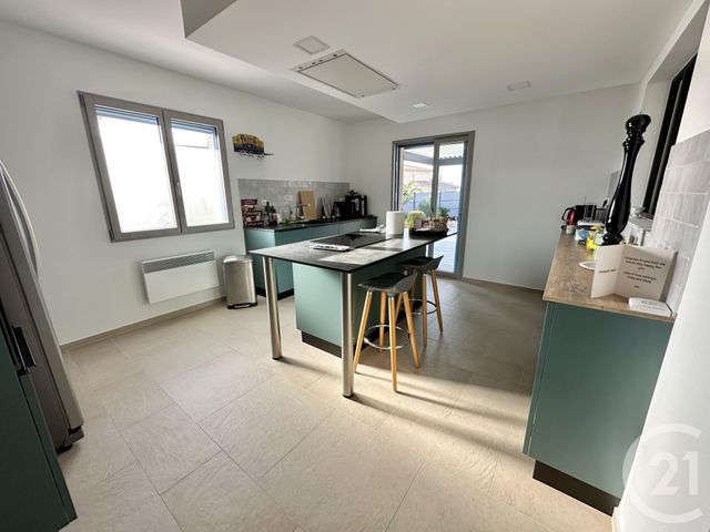 maison à vendre - 6 pièces - 145.0 m2 - ST CYR SUR MER - 83 - PROVENCE-ALPES-COTE-D-AZUR - Century 21 Noël Immobilier