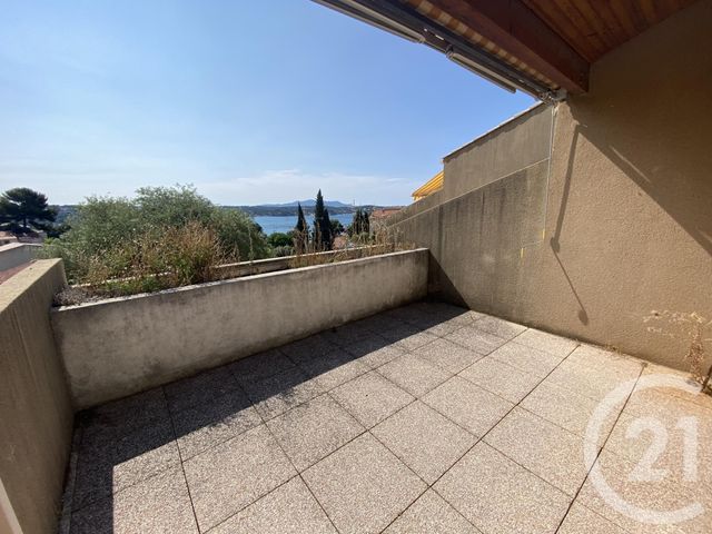 Afficher la photo en grand Appartement Duplex à vendre - 2 pièces - 42.0 m2 - BANDOL - 83 - PROVENCE-ALPES-COTE-D-AZUR - Century 21 Noël Immobilier