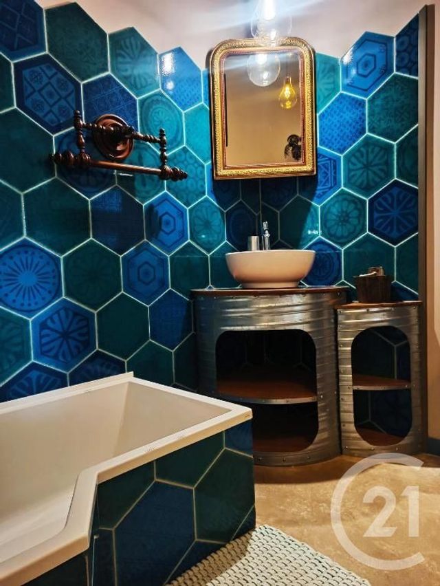 Appartement F5 à vendre - 6 pièces - 98.13 m2 - ST CYR SUR MER - 83 - PROVENCE-ALPES-COTE-D-AZUR - Century 21 Noël Immobilier