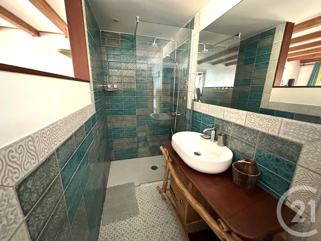 Appartement F5 à vendre - 6 pièces - 98.13 m2 - ST CYR SUR MER - 83 - PROVENCE-ALPES-COTE-D-AZUR - Century 21 Noël Immobilier