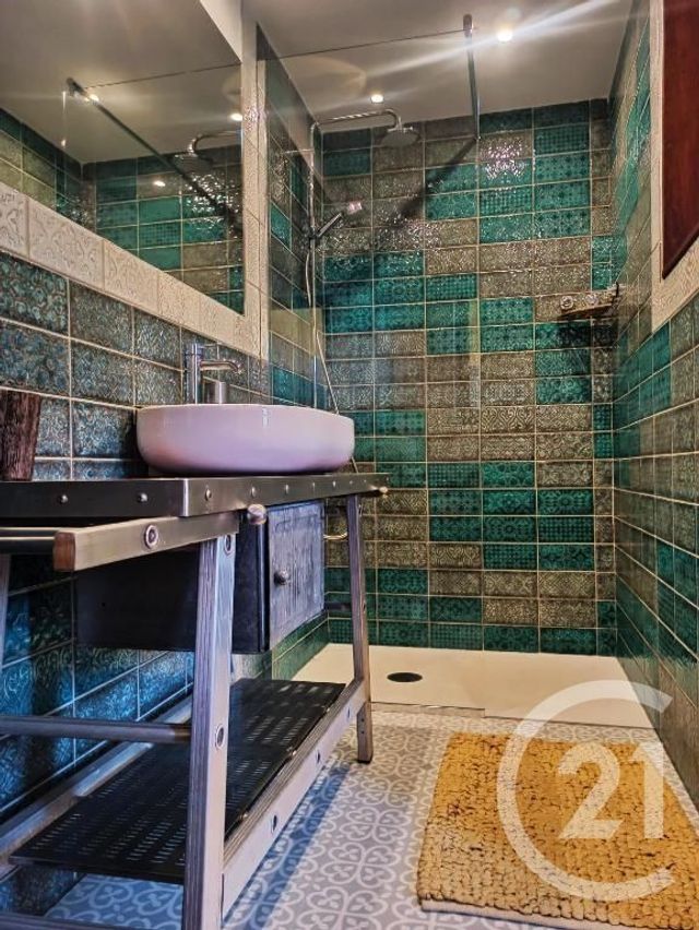 Appartement F5 à vendre - 6 pièces - 98.13 m2 - ST CYR SUR MER - 83 - PROVENCE-ALPES-COTE-D-AZUR - Century 21 Noël Immobilier