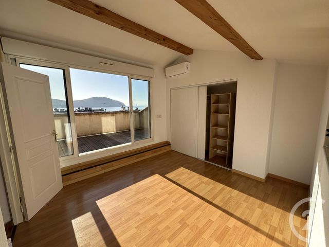 Appartement F3 à vendre - 3 pièces - 62.0 m2 - ST CYR SUR MER - 83 - PROVENCE-ALPES-COTE-D-AZUR - Century 21 Noël Immobilier