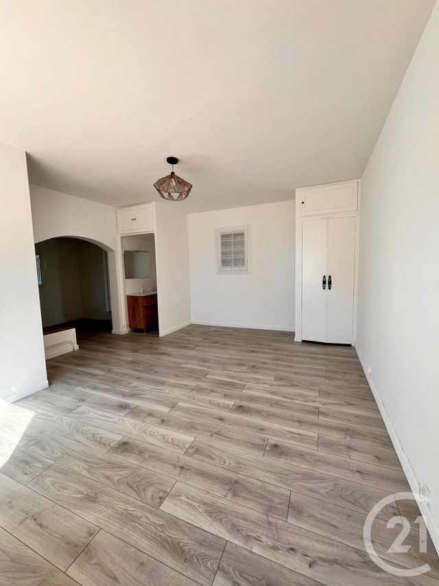 maison à vendre - 4 pièces - 136.7 m2 - ST CYR SUR MER - 83 - PROVENCE-ALPES-COTE-D-AZUR - Century 21 Noël Immobilier