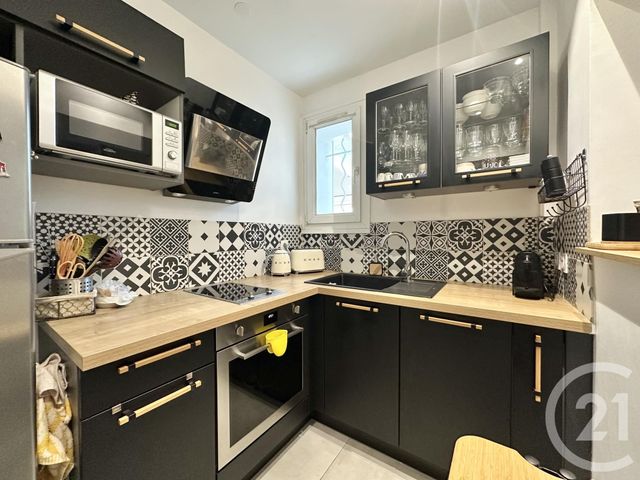 Appartement F2 à vendre - 2 pièces - 70.0 m2 - LE CASTELLET - 83 - PROVENCE-ALPES-COTE-D-AZUR - Century 21 Noël Immobilier