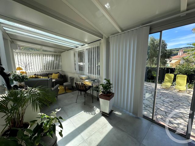 Afficher la photo en grand maison à vendre - 2 pièces - 70.0 m2 - LE CASTELLET - 83 - PROVENCE-ALPES-COTE-D-AZUR - Century 21 Noël Immobilier