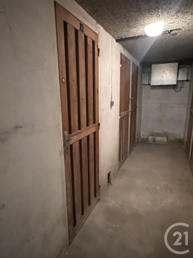 Appartement F3 à vendre - 3 pièces - 63.0 m2 - SANARY SUR MER - 83 - PROVENCE-ALPES-COTE-D-AZUR - Century 21 Noël Immobilier