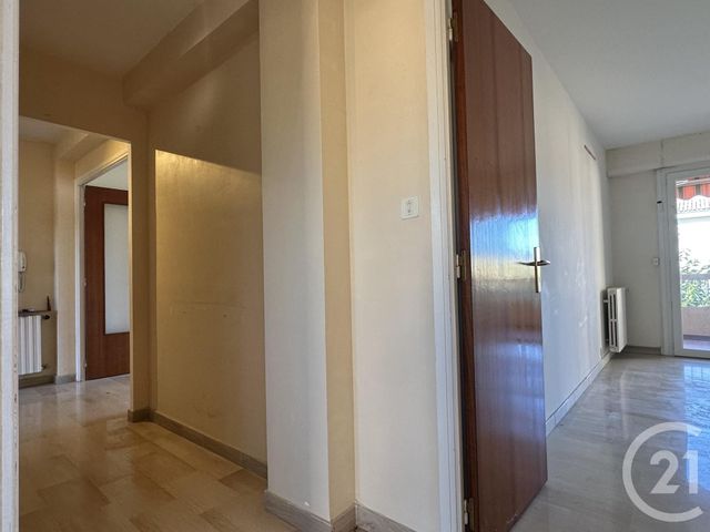 Appartement F3 à vendre - 3 pièces - 63.0 m2 - SANARY SUR MER - 83 - PROVENCE-ALPES-COTE-D-AZUR - Century 21 Noël Immobilier