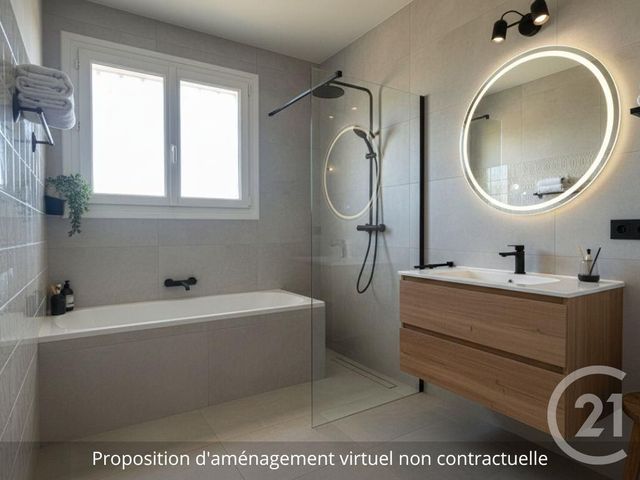 Appartement F3 à vendre - 3 pièces - 63.0 m2 - SANARY SUR MER - 83 - PROVENCE-ALPES-COTE-D-AZUR - Century 21 Noël Immobilier