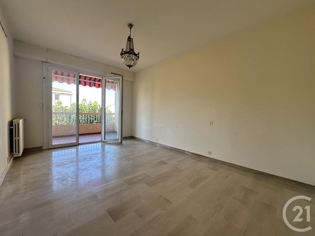 Appartement F3 à vendre - 3 pièces - 63.0 m2 - SANARY SUR MER - 83 - PROVENCE-ALPES-COTE-D-AZUR - Century 21 Noël Immobilier