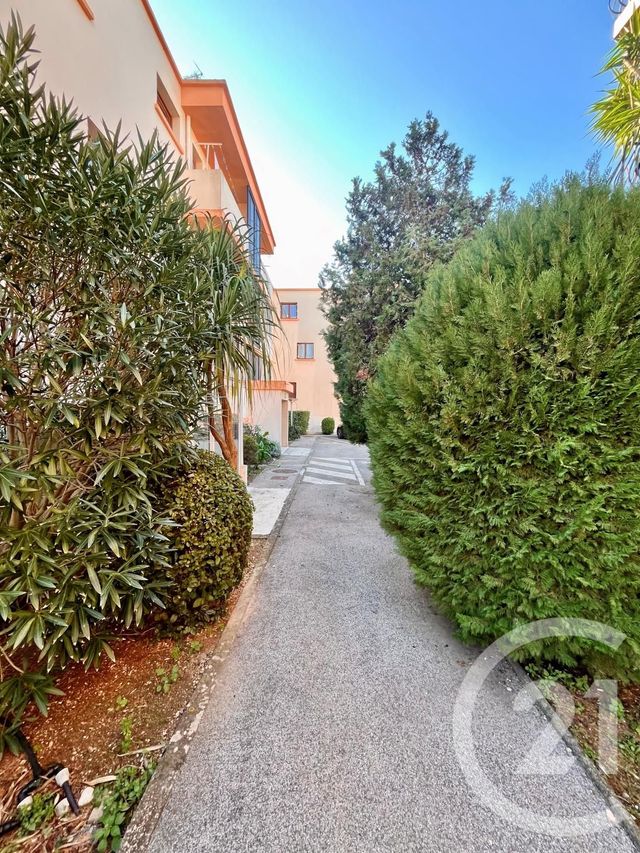 Appartement F4 à vendre - 4 pièces - 83.0 m2 - ST CYR SUR MER - 83 - PROVENCE-ALPES-COTE-D-AZUR - Century 21 Noël Immobilier