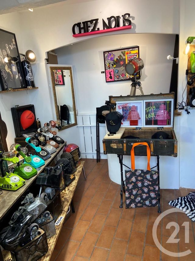 divers à louer - 10.2 m2 - LE CASTELLET - 83 - PROVENCE-ALPES-COTE-D-AZUR - Century 21 Noël Immobilier