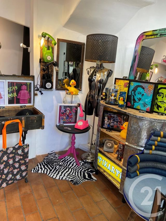 divers à louer - 10.2 m2 - LE CASTELLET - 83 - PROVENCE-ALPES-COTE-D-AZUR - Century 21 Noël Immobilier