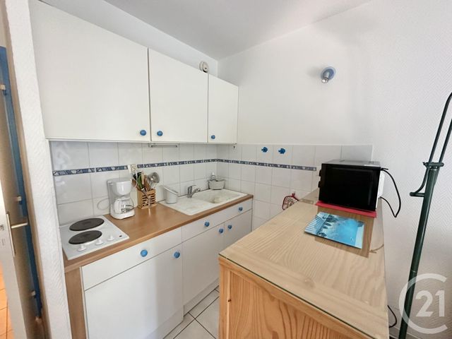 Appartement F2 à vendre - 2 pièces - 31.0 m2 - ST CYR SUR MER - 83 - PROVENCE-ALPES-COTE-D-AZUR - Century 21 Noël Immobilier