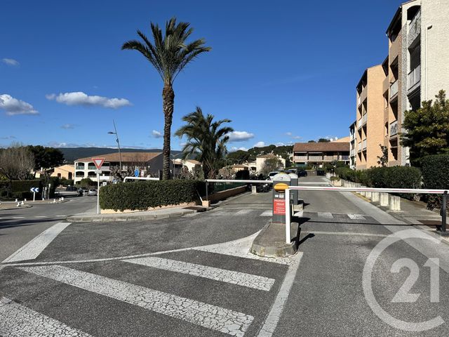 Appartement F1 à vendre - 1 pièce - 20.0 m2 - ST CYR SUR MER - 83 - PROVENCE-ALPES-COTE-D-AZUR - Century 21 Noël Immobilier