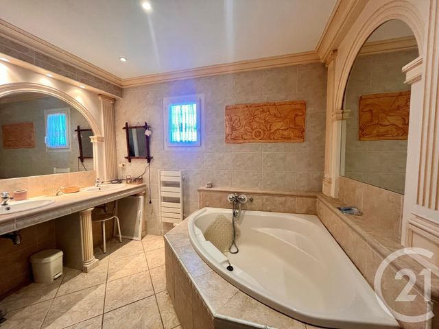 maison à vendre - 5 pièces - 165.0 m2 - ST CYR SUR MER - 83 - PROVENCE-ALPES-COTE-D-AZUR - Century 21 Noël Immobilier