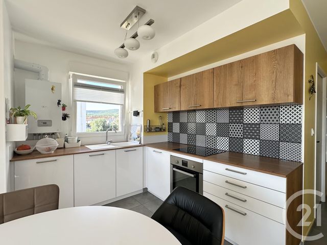 Appartement F4 à vendre - 4 pièces - 79.0 m2 - ST CYR SUR MER - 83 - PROVENCE-ALPES-COTE-D-AZUR - Century 21 Noël Immobilier