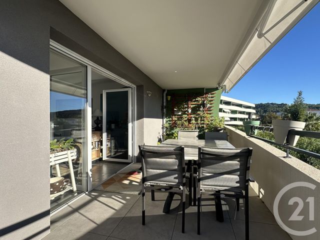 Appartement F4 à vendre - 4 pièces - 79.0 m2 - ST CYR SUR MER - 83 - PROVENCE-ALPES-COTE-D-AZUR - Century 21 Noël Immobilier