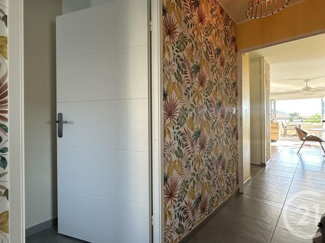 Appartement F4 à vendre - 4 pièces - 79.0 m2 - ST CYR SUR MER - 83 - PROVENCE-ALPES-COTE-D-AZUR - Century 21 Noël Immobilier