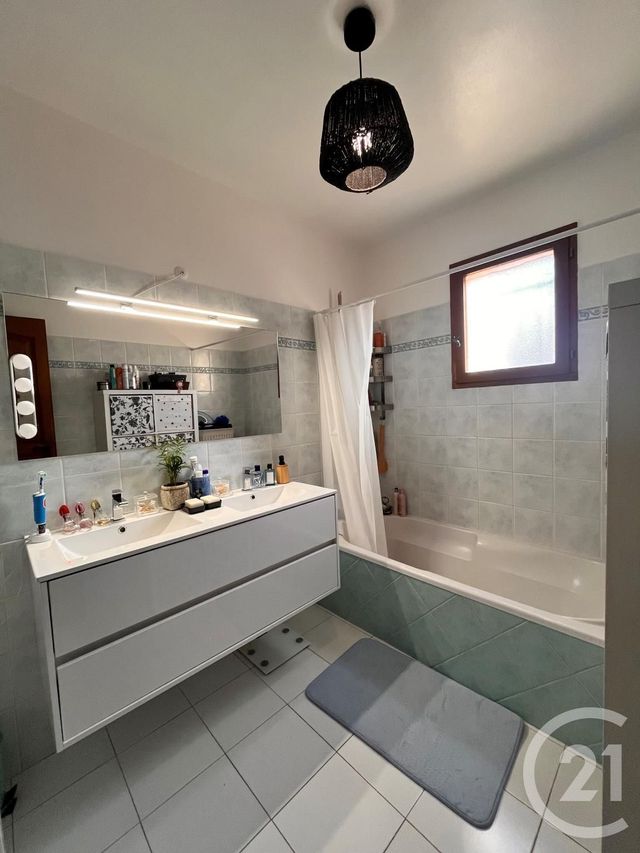 maison à vendre - 4 pièces - 87.3 m2 - ST CYR SUR MER - 83 - PROVENCE-ALPES-COTE-D-AZUR - Century 21 Noël Immobilier