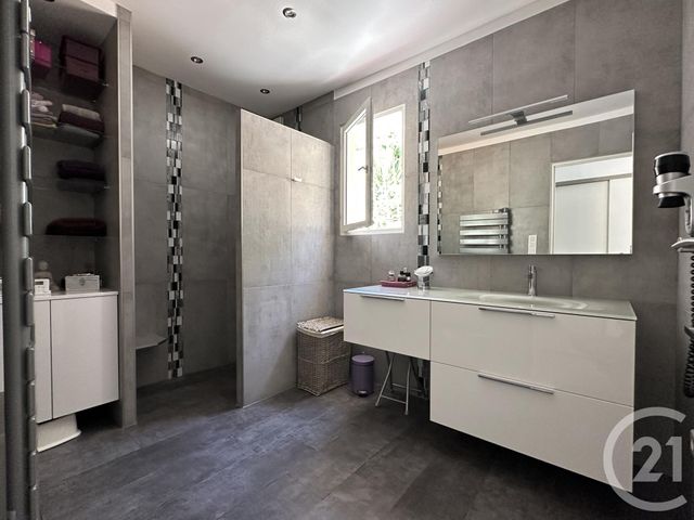 maison à vendre - 5 pièces - 162.0 m2 - ST CYR SUR MER - 83 - PROVENCE-ALPES-COTE-D-AZUR - Century 21 Noël Immobilier