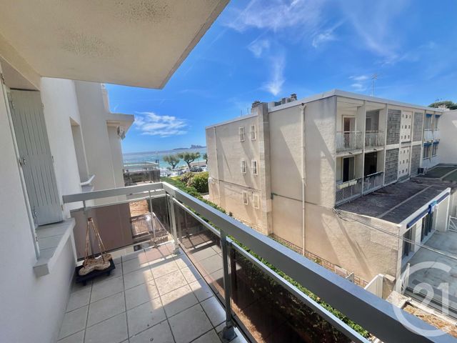 Appartement F2 à vendre - 2 pièces - 41.82 m2 - ST CYR SUR MER - 83 - PROVENCE-ALPES-COTE-D-AZUR - Century 21 Noël Immobilier