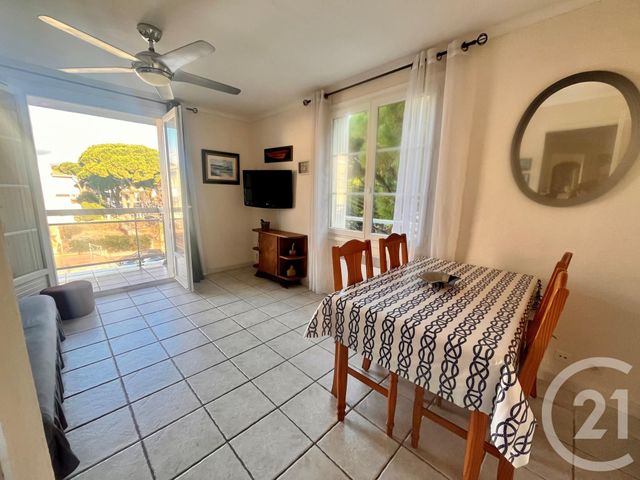 Appartement F2 à vendre - 2 pièces - 41.82 m2 - ST CYR SUR MER - 83 - PROVENCE-ALPES-COTE-D-AZUR - Century 21 Noël Immobilier