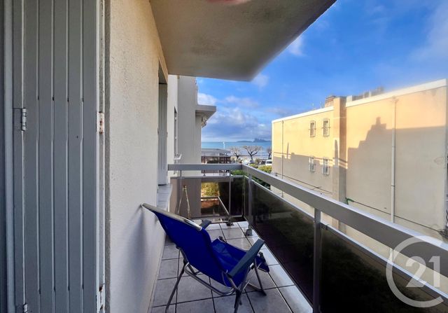 Appartement F2 à vendre - 2 pièces - 41.82 m2 - ST CYR SUR MER - 83 - PROVENCE-ALPES-COTE-D-AZUR - Century 21 Noël Immobilier