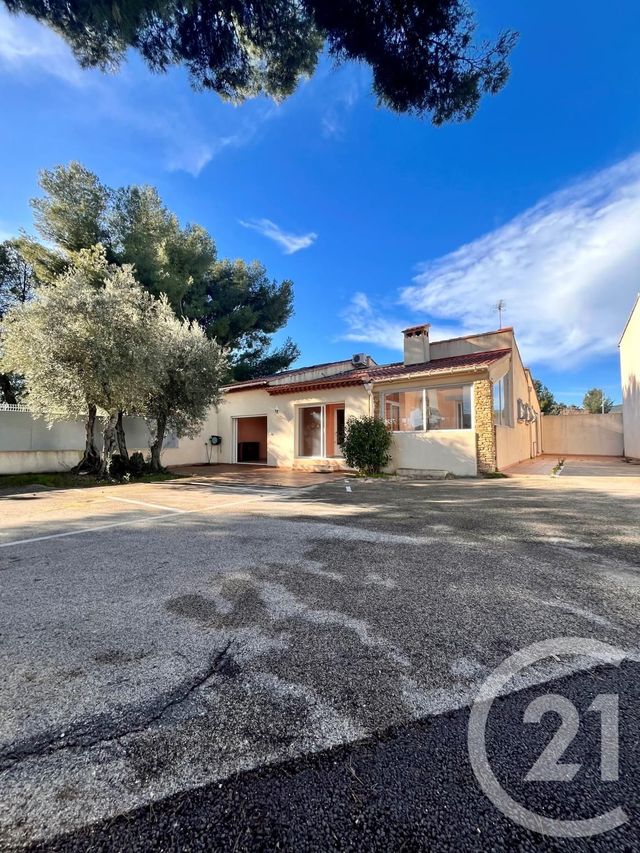 commerce à louer - 134.0 m2 - ST CYR SUR MER - 83 - PROVENCE-ALPES-COTE-D-AZUR - Century 21 Noël Immobilier