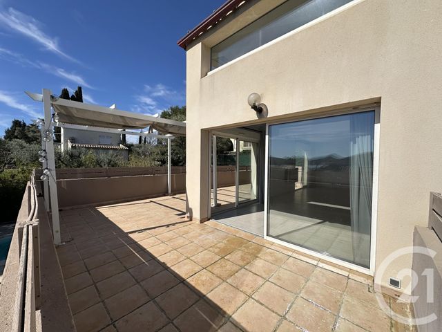 Appartement F4 à vendre - 5 pièces - 89.0 m2 - ST CYR SUR MER - 83 - PROVENCE-ALPES-COTE-D-AZUR - Century 21 Noël Immobilier