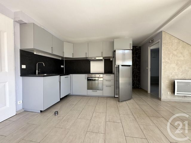 Appartement F4 à vendre - 5 pièces - 89.0 m2 - ST CYR SUR MER - 83 - PROVENCE-ALPES-COTE-D-AZUR - Century 21 Noël Immobilier