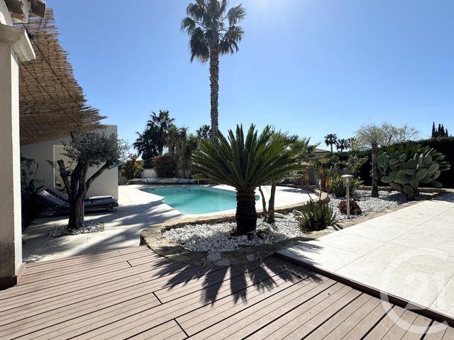 maison à vendre - 6 pièces - 181.0 m2 - ST CYR SUR MER - 83 - PROVENCE-ALPES-COTE-D-AZUR - Century 21 Noël Immobilier