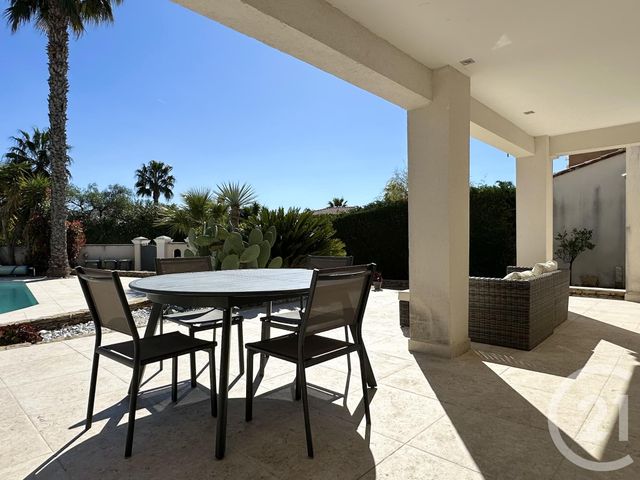 maison à vendre - 6 pièces - 181.0 m2 - ST CYR SUR MER - 83 - PROVENCE-ALPES-COTE-D-AZUR - Century 21 Noël Immobilier