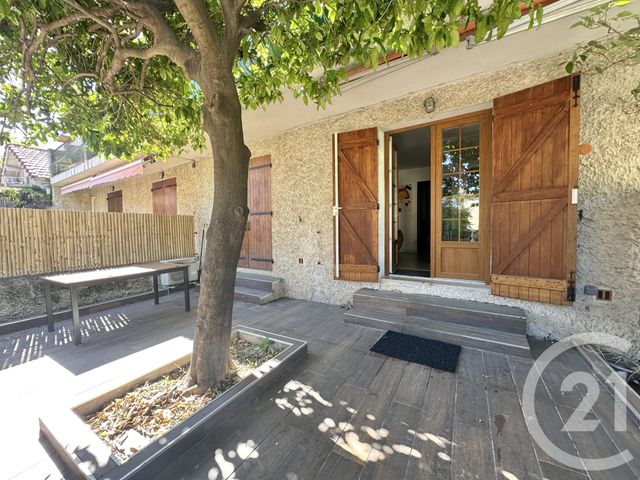 Appartement F3 à vendre - 3 pièces - 59.0 m2 - ST CYR SUR MER - 83 - PROVENCE-ALPES-COTE-D-AZUR - Century 21 Noël Immobilier