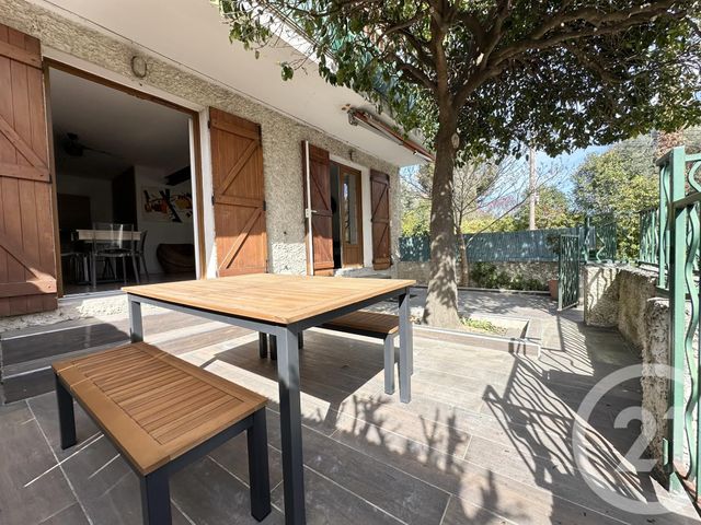 Appartement F3 à vendre - 3 pièces - 59.0 m2 - ST CYR SUR MER - 83 - PROVENCE-ALPES-COTE-D-AZUR - Century 21 Noël Immobilier