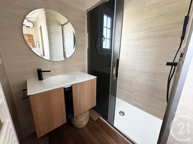 Appartement F3 à vendre - 3 pièces - 59.0 m2 - ST CYR SUR MER - 83 - PROVENCE-ALPES-COTE-D-AZUR - Century 21 Noël Immobilier