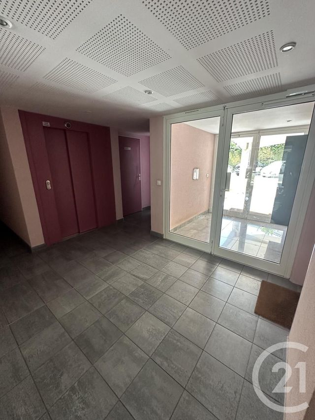 Appartement F2 à vendre - 2 pièces - 35.0 m2 - ST CYR SUR MER - 83 - PROVENCE-ALPES-COTE-D-AZUR - Century 21 Noël Immobilier