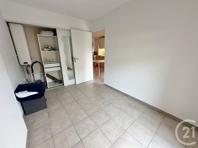 Appartement F2 à vendre - 2 pièces - 35.0 m2 - ST CYR SUR MER - 83 - PROVENCE-ALPES-COTE-D-AZUR - Century 21 Noël Immobilier