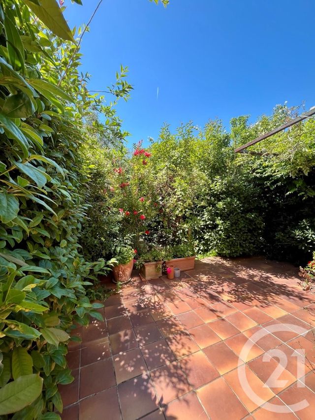 Appartement F3 à vendre - 3 pièces - 55.8 m2 - ST CYR SUR MER - 83 - PROVENCE-ALPES-COTE-D-AZUR - Century 21 Noël Immobilier