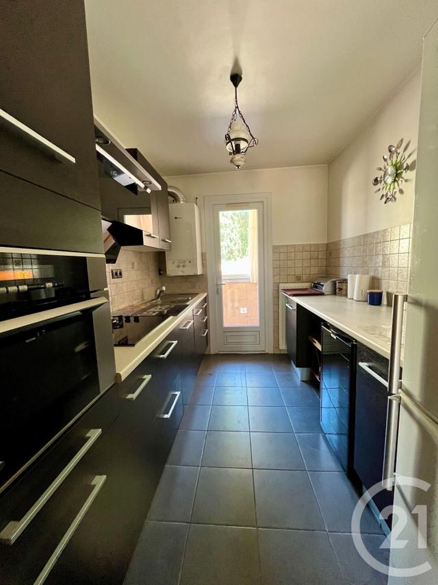 Appartement F3 à vendre - 3 pièces - 55.8 m2 - ST CYR SUR MER - 83 - PROVENCE-ALPES-COTE-D-AZUR - Century 21 Noël Immobilier