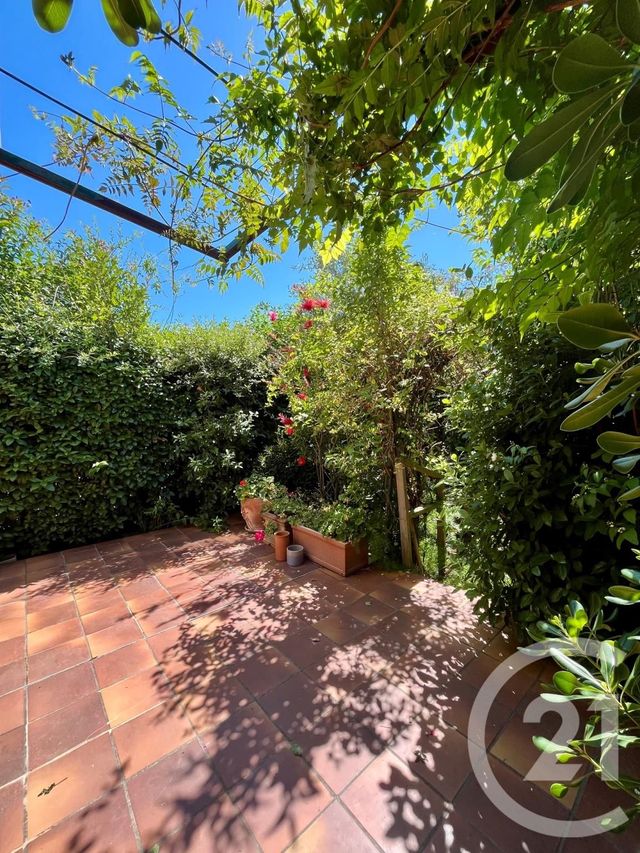 Appartement F3 à vendre - 3 pièces - 55.8 m2 - ST CYR SUR MER - 83 - PROVENCE-ALPES-COTE-D-AZUR - Century 21 Noël Immobilier