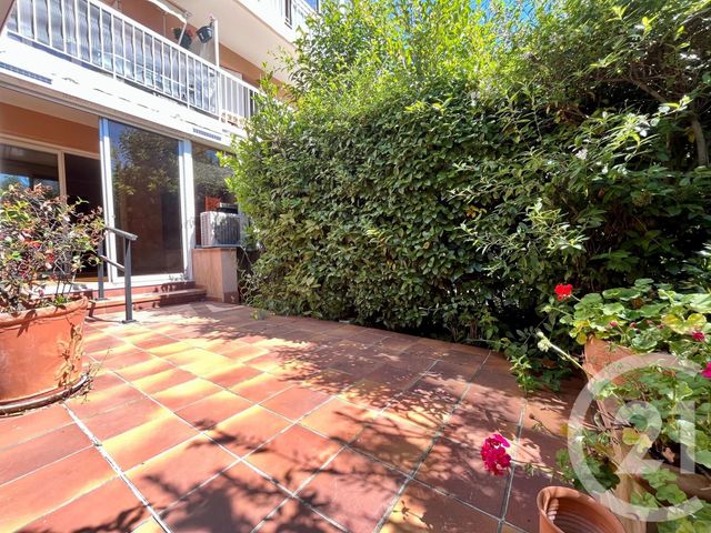 Appartement F3 à vendre - 3 pièces - 55.8 m2 - ST CYR SUR MER - 83 - PROVENCE-ALPES-COTE-D-AZUR - Century 21 Noël Immobilier