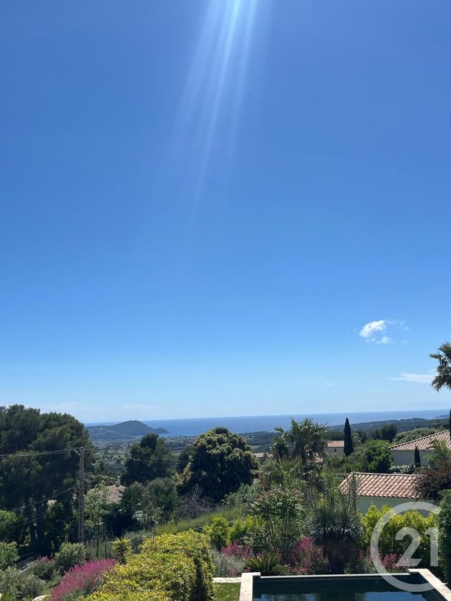 maison à vendre - 6 pièces - 240.0 m2 - LA CADIERE D AZUR - 83 - PROVENCE-ALPES-COTE-D-AZUR - Century 21 Noël Immobilier