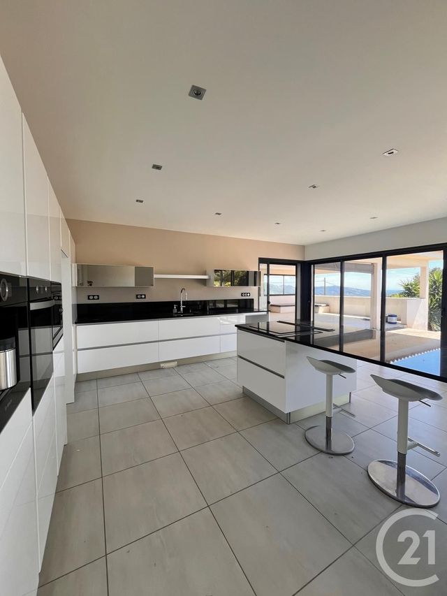 maison à vendre - 6 pièces - 240.0 m2 - LA CADIERE D AZUR - 83 - PROVENCE-ALPES-COTE-D-AZUR - Century 21 Noël Immobilier